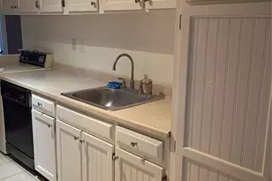 56 Wooded Ct, Calverton, NY 11933 - Photo 7