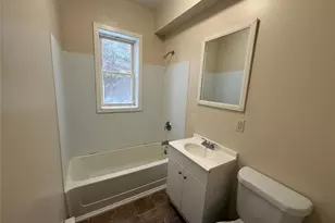 60 Carroll St, Poughkeepsie, NY 12601 - Photo 11