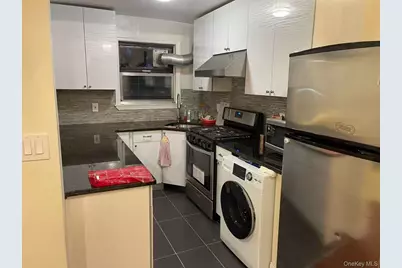 13645 Jewel Avenue #B, Kew Gardens, NY 11367 - Photo 3