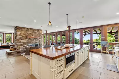 16 Old Field Woods Road, Setauket, NY 11733 - Photo 11