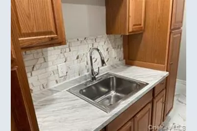 815 E E 21st Street, Brooklyn, NY 11210 - Photo 5