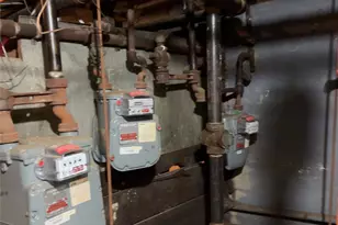 32-01 Junction Blvd, East Elmhurst, NY 11369 - Photo 13