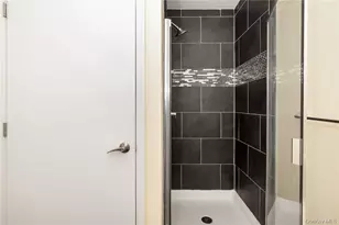 68 Lake St, White Plains, NY 10603 - Photo 23