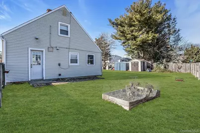 45 Chase Lane, Levittown, NY 11756 - Photo 17