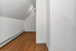 45 Chase Ln, Levittown, NY 11756 - Photo 11