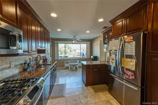 13 Evelyn Rd, Plainview, NY 11803 - Photo 7