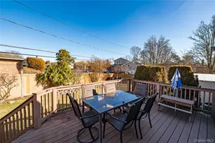 13 Evelyn Rd, Plainview, NY 11803 - Photo 21