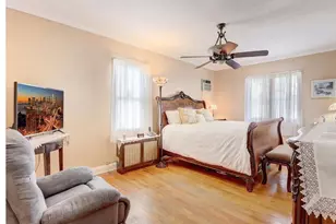 1004 Wool Ave, Franklin Square, NY 11010 - Photo 11