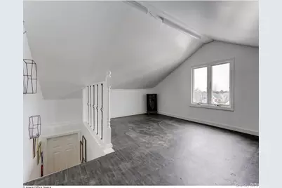 1004 Wool Avenue, Franklin Square, NY 11010 - Photo 15