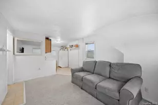 7 East Ct, Bethpage, NY 11714 - Photo 15