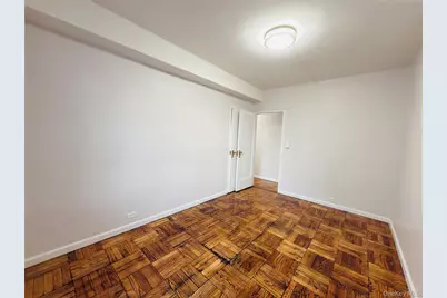 1938 E Tremont Avenue #5B, Bronx, NY 10462 - Photo 15