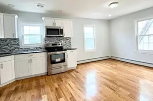 19400 112th Rd, Saint Albans, NY 11412 - Photo 3