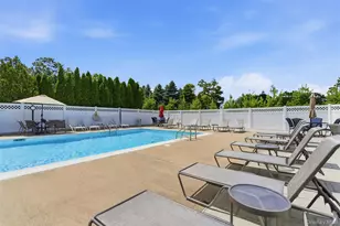 28 Steven Cir, Dix Hills, NY 11746 - Photo 39