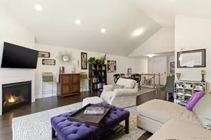 28 Steven Cir, Dix Hills, NY 11746 - Photo 13