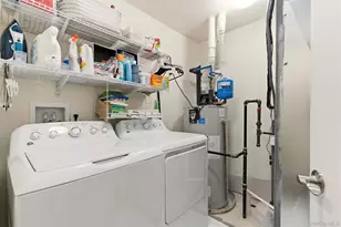 28 Steven Cir, Dix Hills, NY 11746 - Photo 29