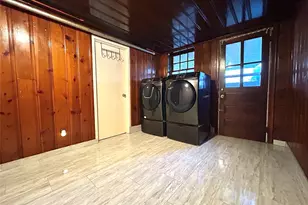 30-15 82nd St, East Elmhurst, NY 11370 - Photo 25