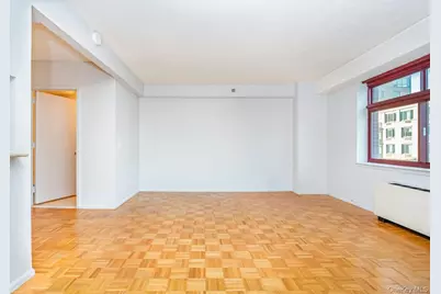 4-74 48th Avenue #3BB, Long Island City, NY 11109 - Photo 7