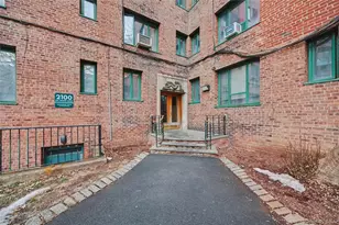 2100 E Tremont Ave, Bronx, NY 10462 - Photo 7