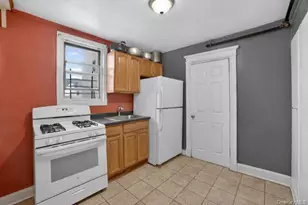 251 Valentine Ln, Yonkers, NY 10705 - Photo 17