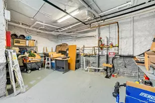 251 Valentine Ln, Yonkers, NY 10705 - Photo 35