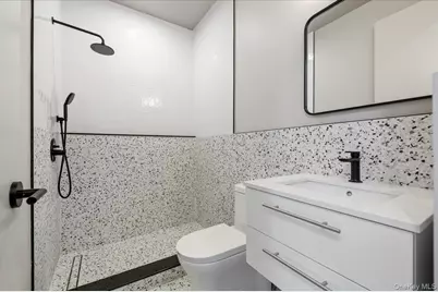 26 Windemere Way, Woodbury, NY 11797 - Photo 5