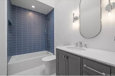 26 Windemere Way, Woodbury, NY 11797 - Photo 29