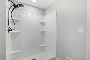 18 Homewood Ave, Newburgh, NY 12550 - Photo 25