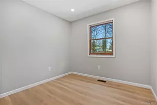 18 Homewood Ave, Newburgh, NY 12550 - Photo 11