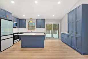 18 Homewood Ave, Newburgh, NY 12550 - Photo 3