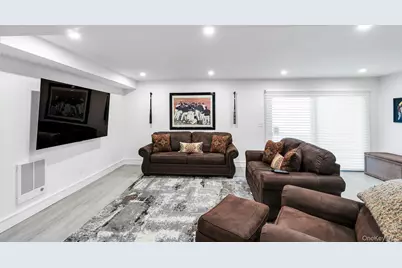 304 Aerie Court, Manhasset, NY 11030 - Photo 31