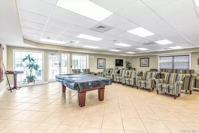 817 Willow Lane, Valley Stream, NY 11580 - Photo 19