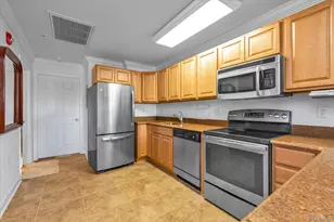 817 Willow Ln, Valley Stream, NY 11580 - Photo 7