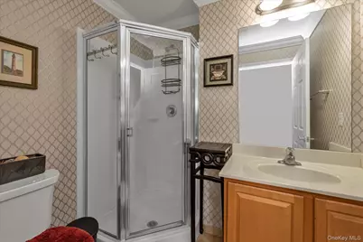 817 Willow Lane, Valley Stream, NY 11580 - Photo 15