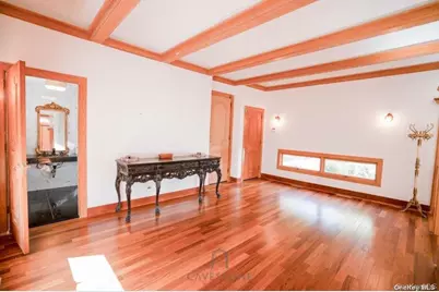 337 Howard Avenue, New York, NY 10301 - Photo 5