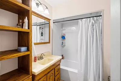 32 Hewlett Drive, Sound Beach, NY 11789 - Photo 21