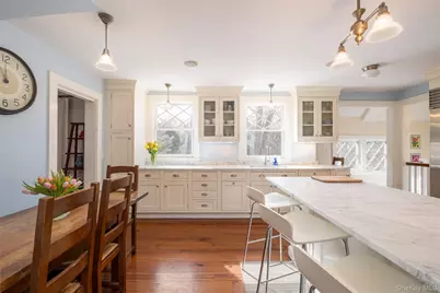 18 Vine Street, Bronxville, NY 10708 - Photo 7