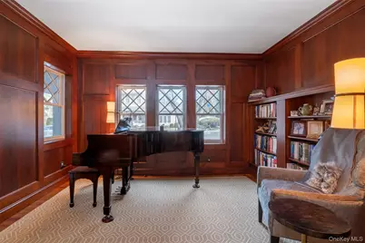 18 Vine Street, Bronxville, NY 10708 - Photo 15