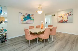 24 Glow Ln, Hicksville, NY 11801 - Photo 11