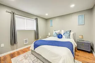 8 Carl Pl, New Windsor, NY 12553 - Photo 13