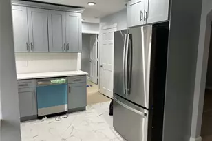 42 Princeton St, Valley Stream, NY 11580 - Photo 9