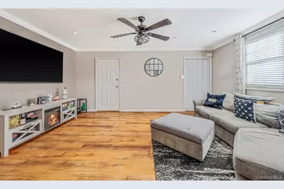 251-75 61st Avenue #2-702, Little Neck, NY 11362 - Photo 5