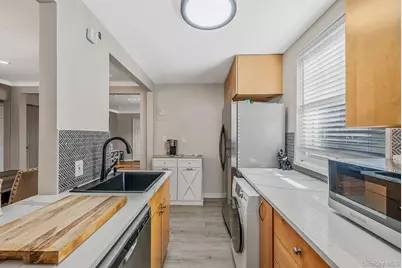 251-75 61st Avenue #2-702, Little Neck, NY 11362 - Photo 13