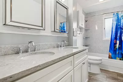 15 Baylis Place, Lynbrook, NY 11563 - Photo 25