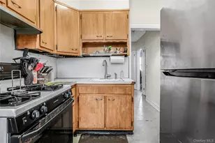 904 E 54th St, Brooklyn, NY 11234 - Photo 7