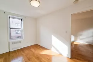 142-20 Franklin Ave, Flushing, NY 11355 - Photo 9