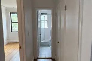 312 Main St, White Plains, NY 10601 - Photo 3