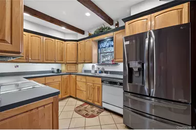 104 Windsor Avenue, Rockville Centre, NY 11570 - Photo 15