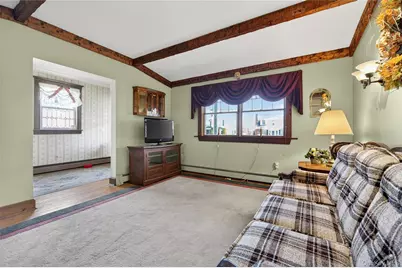 104 Windsor Avenue, Rockville Centre, NY 11570 - Photo 9