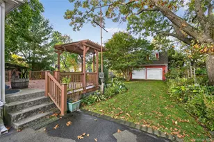 104 Windsor Ave, Rockville Centre, NY 11570 - Photo 21