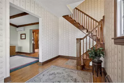 104 Windsor Avenue, Rockville Centre, NY 11570 - Photo 7